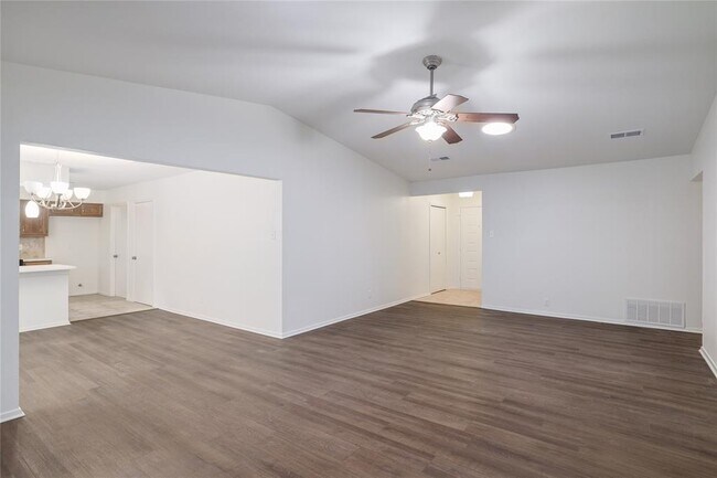 Building Photo - 4104 Harcourt Dr