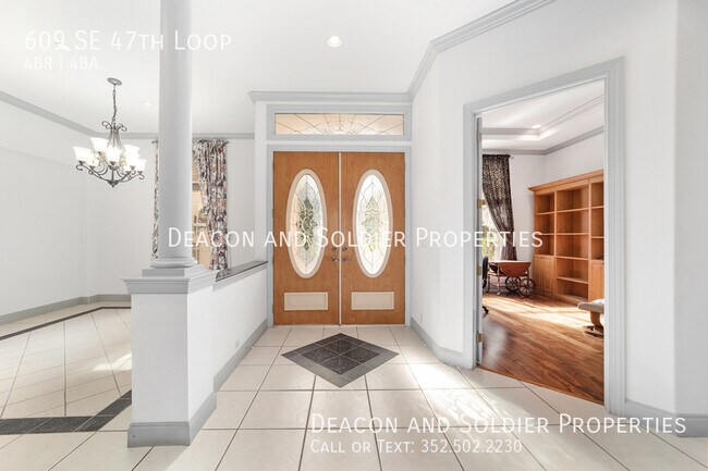 Building Photo - 609 SE 47th Loop