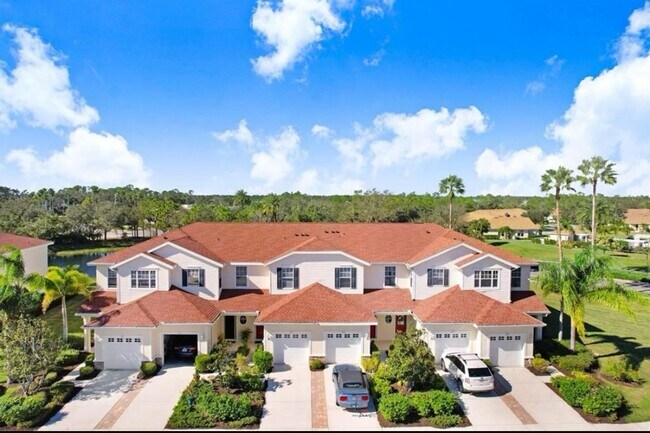 Building Photo - Charming 2BR Duplex in North Port