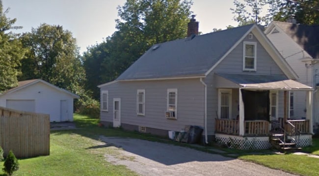 Primary Photo - SECTION8 & EDEN ACCEPTED!!! COMING SOON! N...