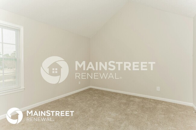 Building Photo - 335 Carriage Lake Ln