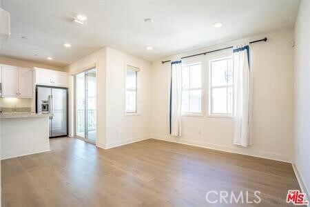 Building Photo - 18339 Iris Ln