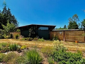 Building Photo - Mid-century Modern Single-family Home for ...