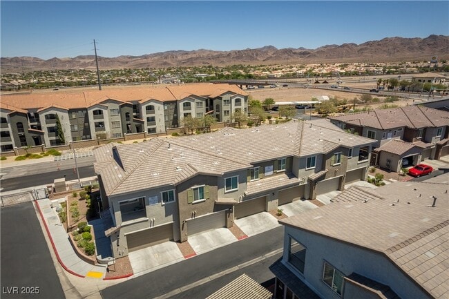 Building Photo - 965 Nevada State Dr