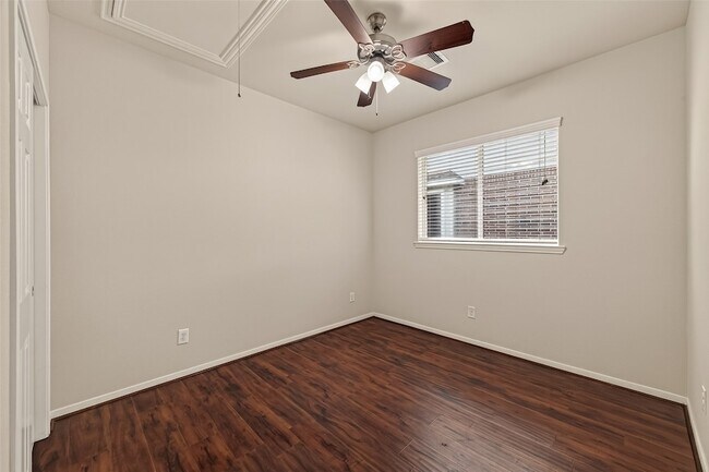 Building Photo - 9118 Cavalier Ln