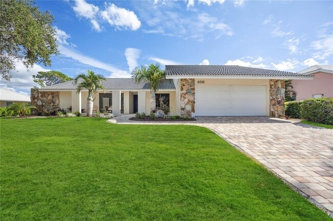 Primary Photo - 456 Yacht Harbor Dr