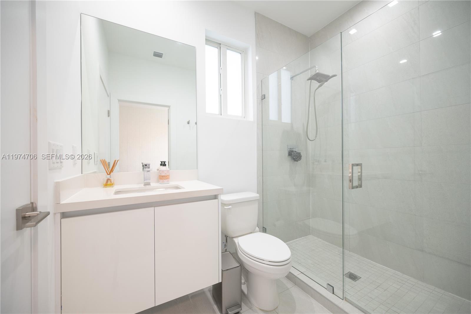 Building Photo - 10366 NW 68th Ter