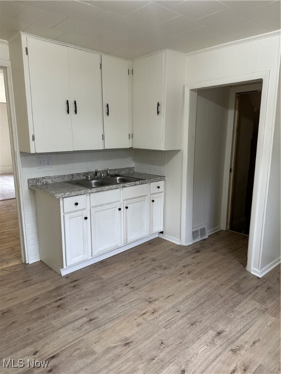 Building Photo - 132 North NE Ave