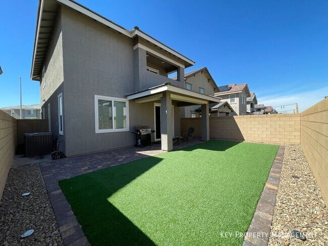 Building Photo - 692 Bamboo Bnd Pl