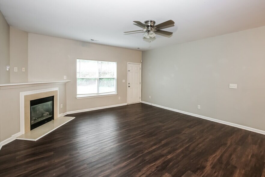 Building Photo - 4522 Potters Glen Rd