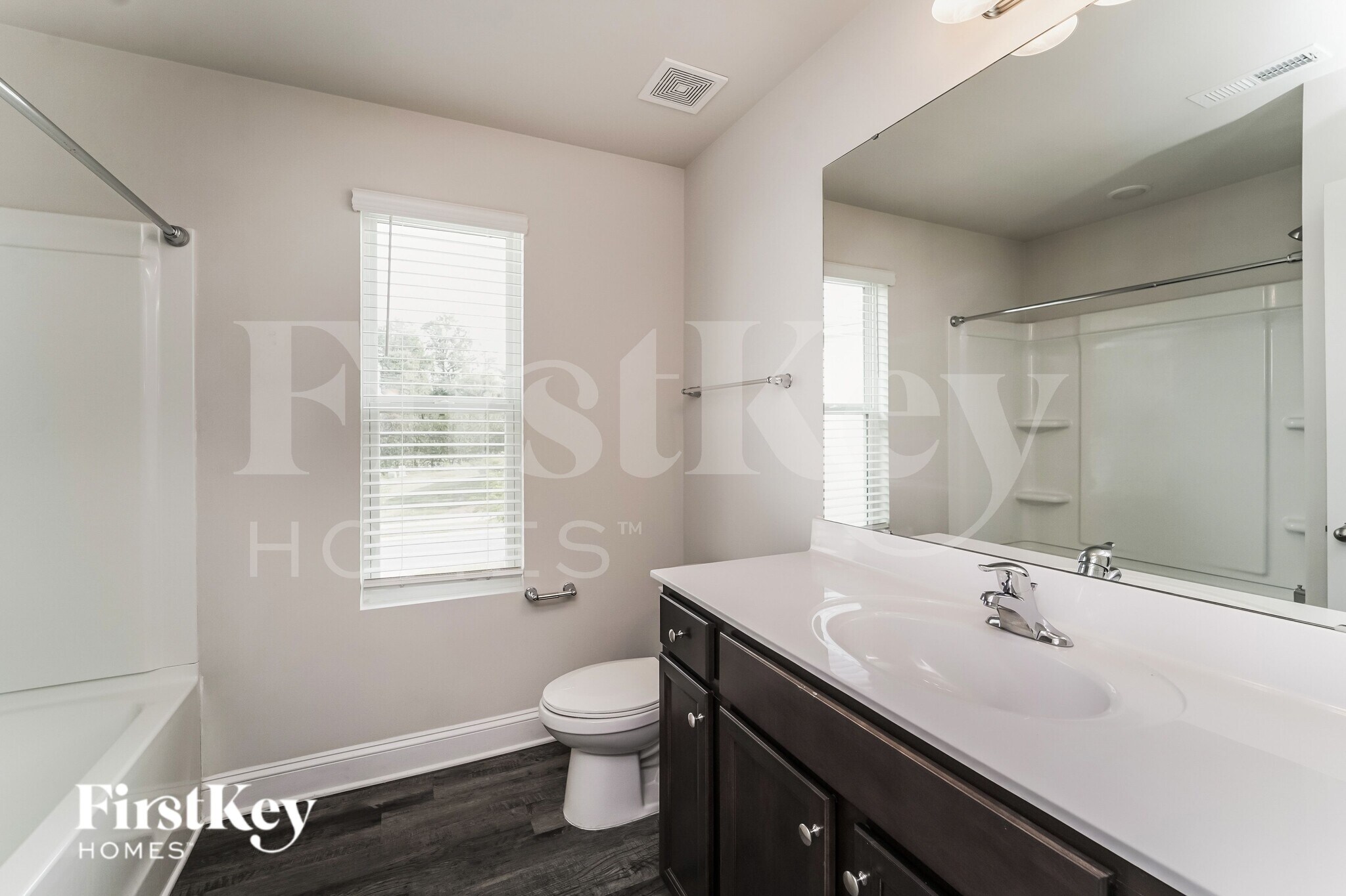 Building Photo - 2823 Curbstone Ln