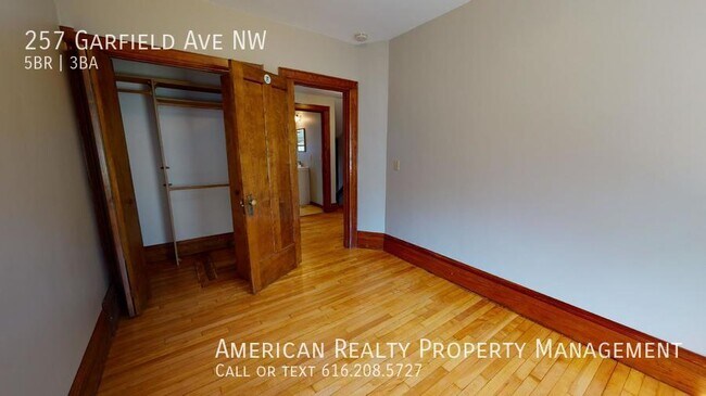 Building Photo - 257 Garfield Ave NW