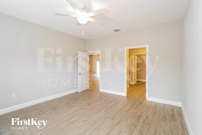 Building Photo - 437 Larino Rd SW