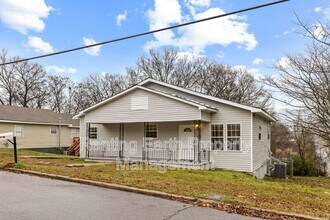 Building Photo - 5722 Terrace Ave