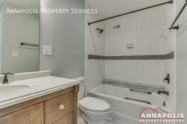 Building Photo - 11 Spa Creek Landing