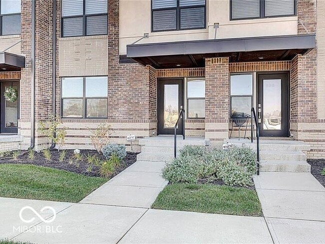 Building Photo - 2579 Filson St