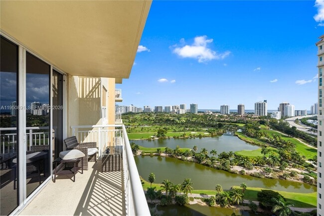 Building Photo - 19501 W Country Club Dr