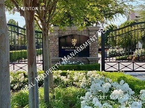 Building Photo - 3436 Trenton Ln