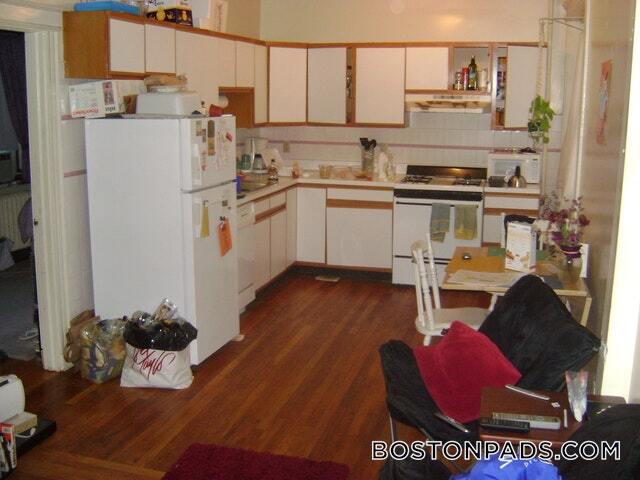 Building Photo - 56 Queensberry St