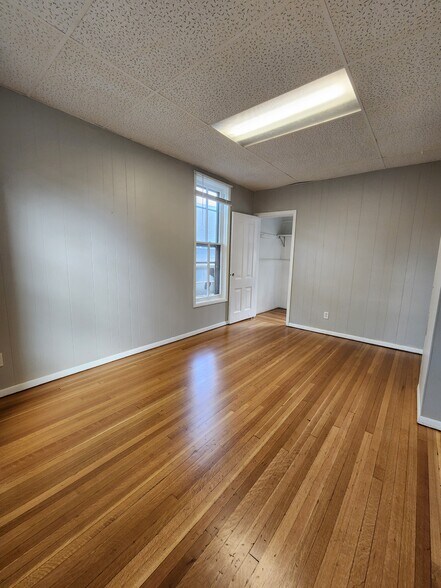 Bedroom 3 - 352 8th St E