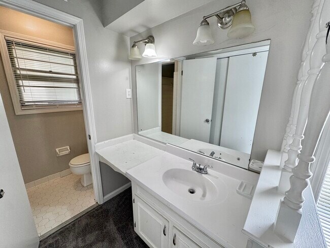 Building Photo - 5373 Wythe Cove