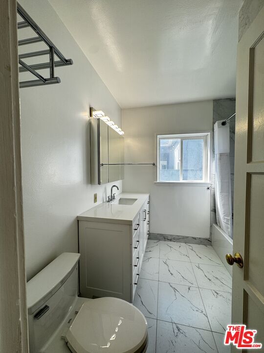 Building Photo - 1246 Edris Dr