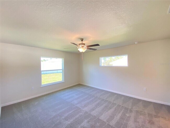 Building Photo - 8190 N Wakefield Dr