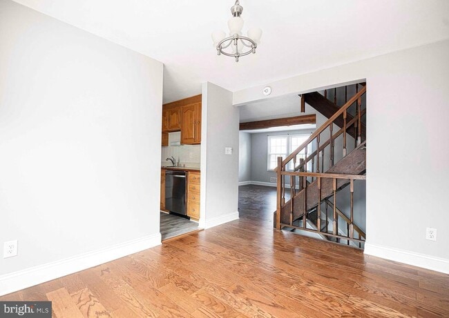 Building Photo - 224 Drexel Dr