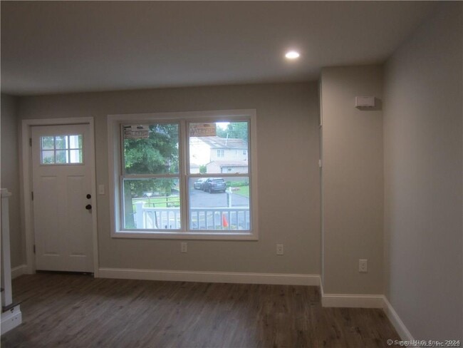 Building Photo - 574 Chopsey Hill Rd