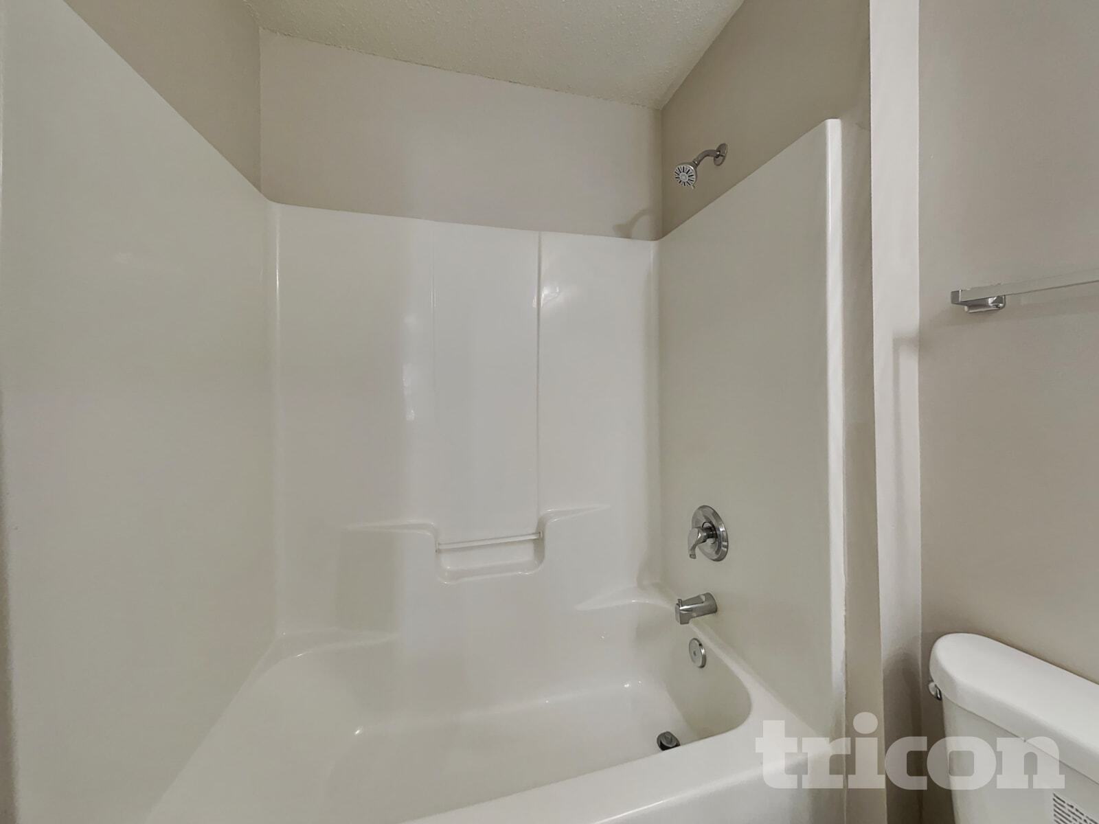 Building Photo - 4616 Village Square Ct