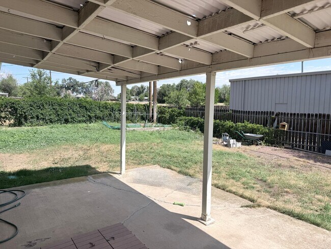 Building Photo - 1419 Prado Dr