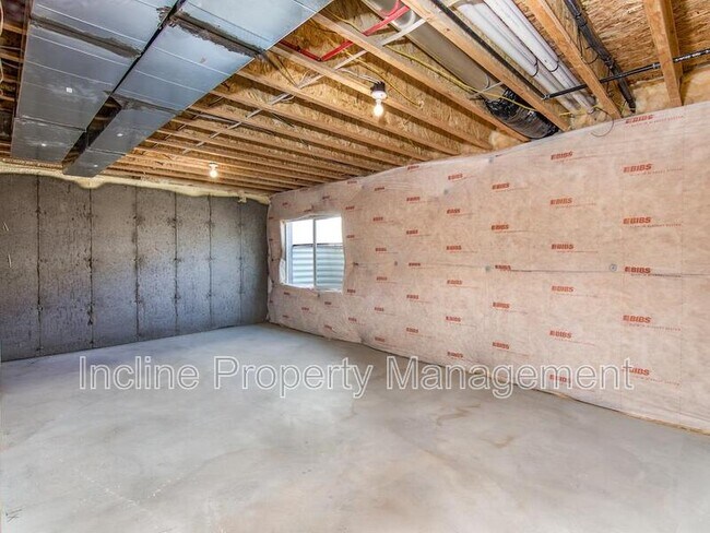Building Photo - 16297 S Truss Dr