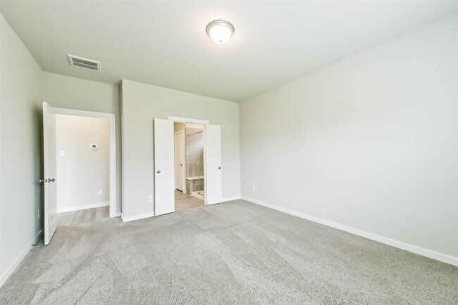 Building Photo - 18602 Etta Pnes Cir