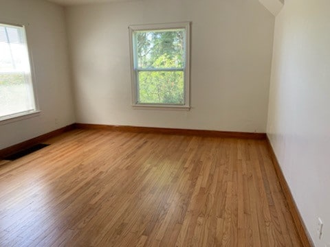 Building Photo - 1305 E Broomfield Rd
