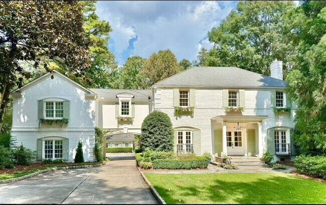 Primary Photo - 3418 Habersham Rd NW