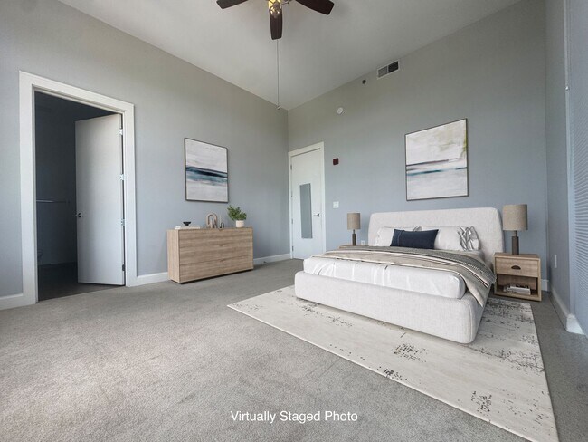 Building Photo - Your dream condo in the heart of Raleigh!