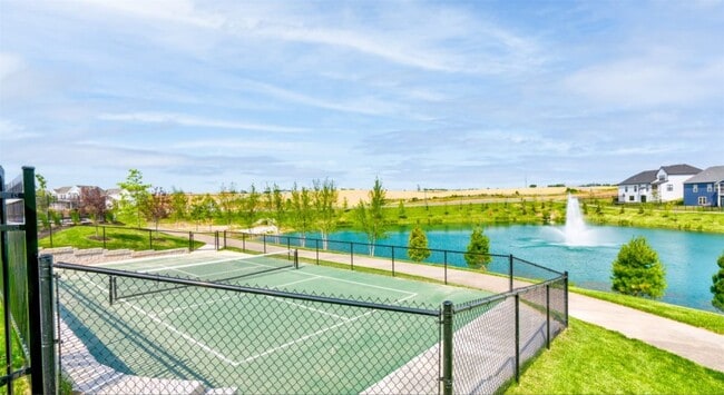 Building Photo - 367 Newbridge Wy