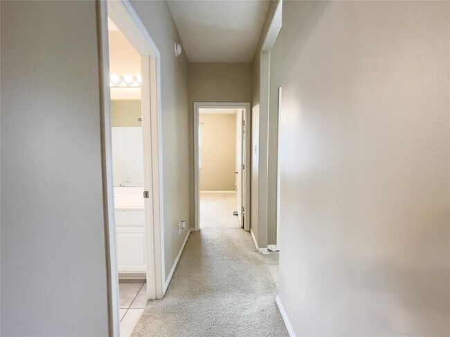 Building Photo - 12715 Rock Creek Ct.