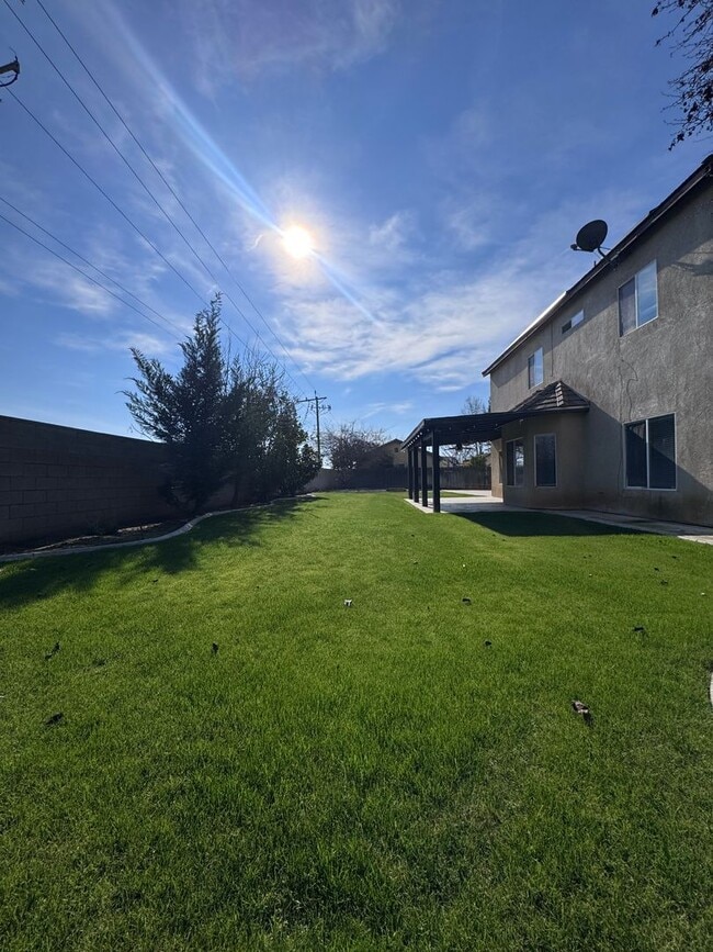 Building Photo - Available Now