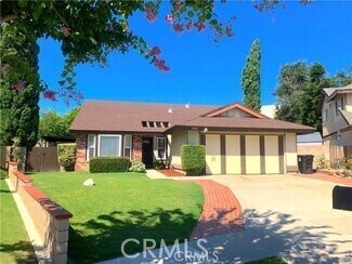 Primary Photo - 1271 N Emogene St