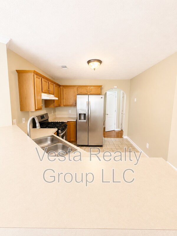 Building Photo - 5115 Towne Park Dr