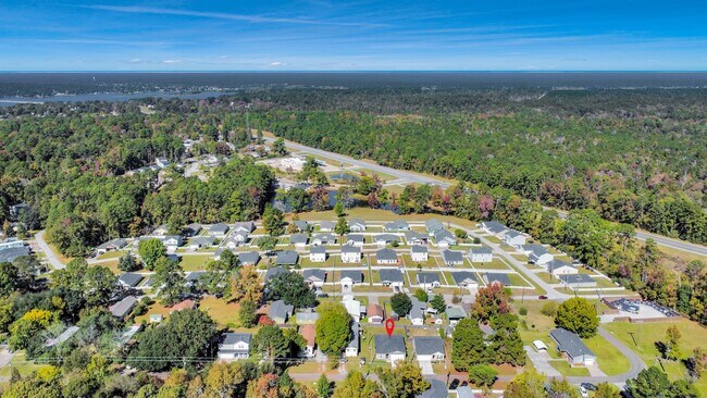 Building Photo - 164 Goldenrod