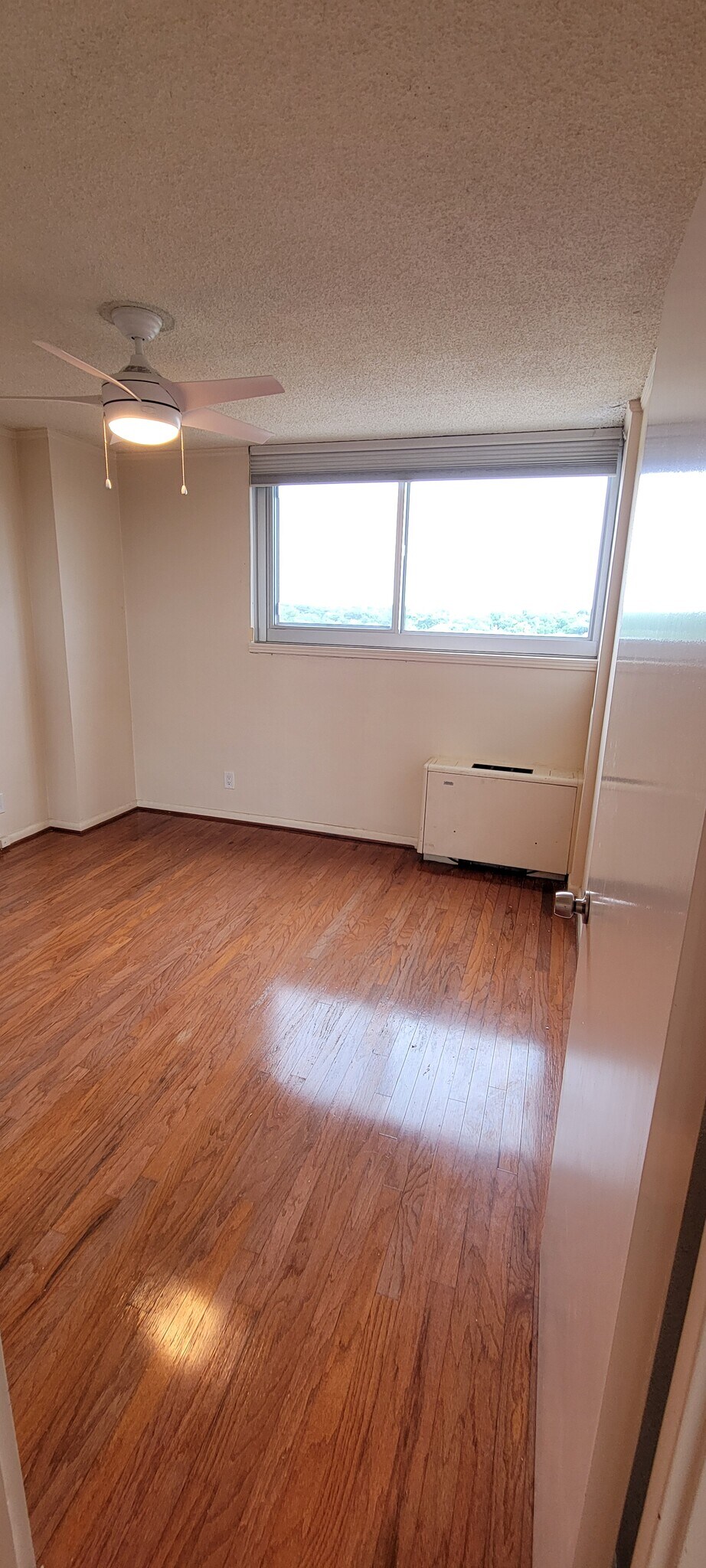 Building Photo - 3883 Turtle Creek Blvd