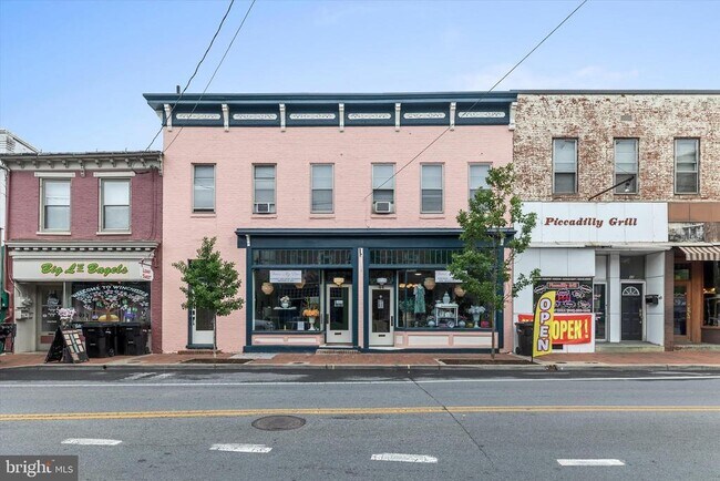 Building Photo - 40 E Piccadilly St