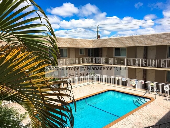 Building Photo - Pool view 2nd Floor One Bedroom, One Bath