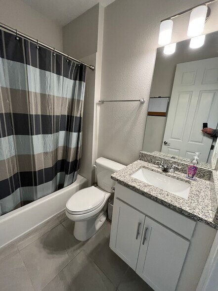 Building Photo - 891 Brutus Ter