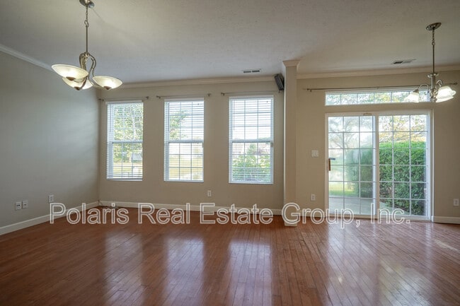 Building Photo - 4084 Weston Pointe Dr