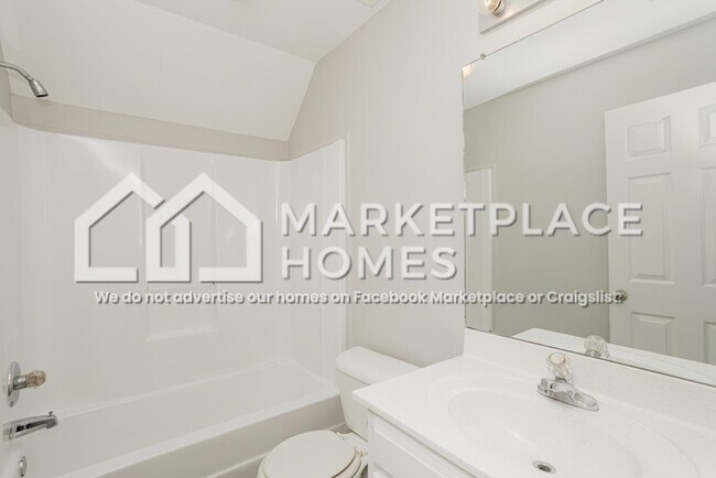 Building Photo - 416 Sandburg Dr