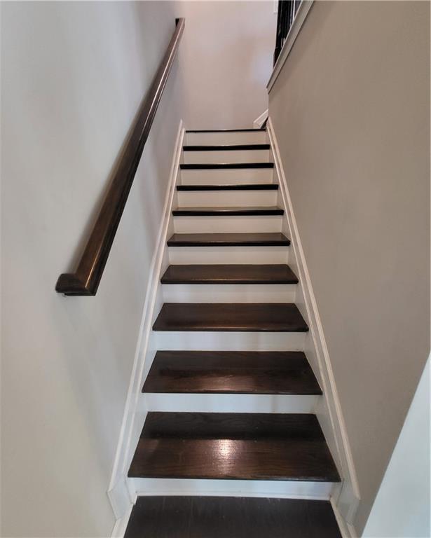 Building Photo - 871 Sunset Park Dr