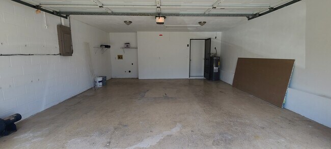 Building Photo - 816 Brimfield Ct